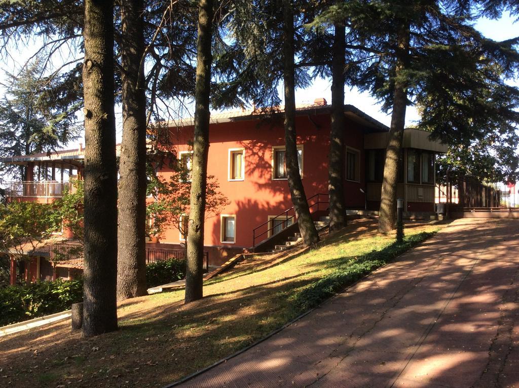 מלון Montalto Pavese Agriturismo Mezzaluna מראה חיצוני תמונה